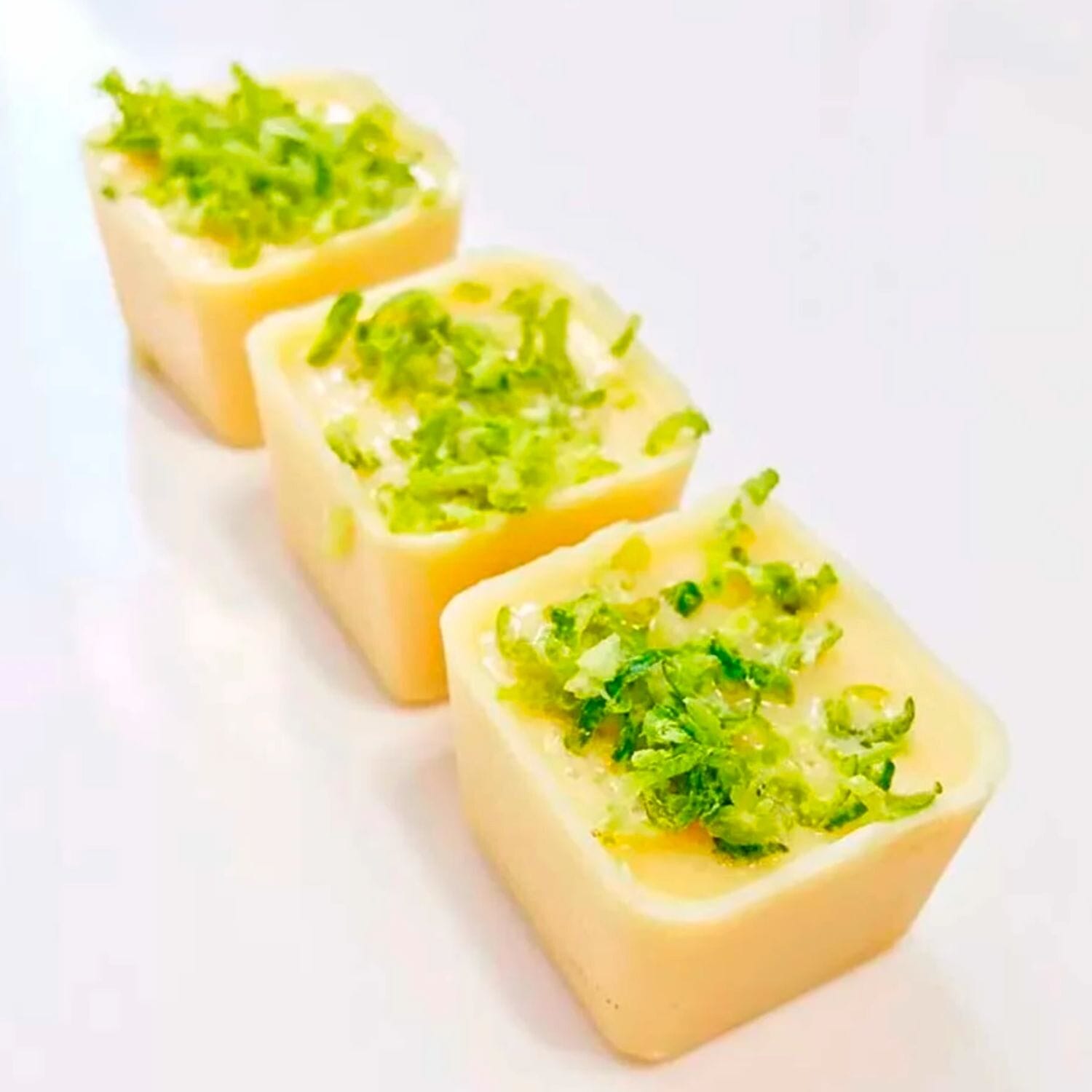 Molde Para Chocolate Bwb - Mini Caja Cuadrada (24 Cavidades) - Imagen 4